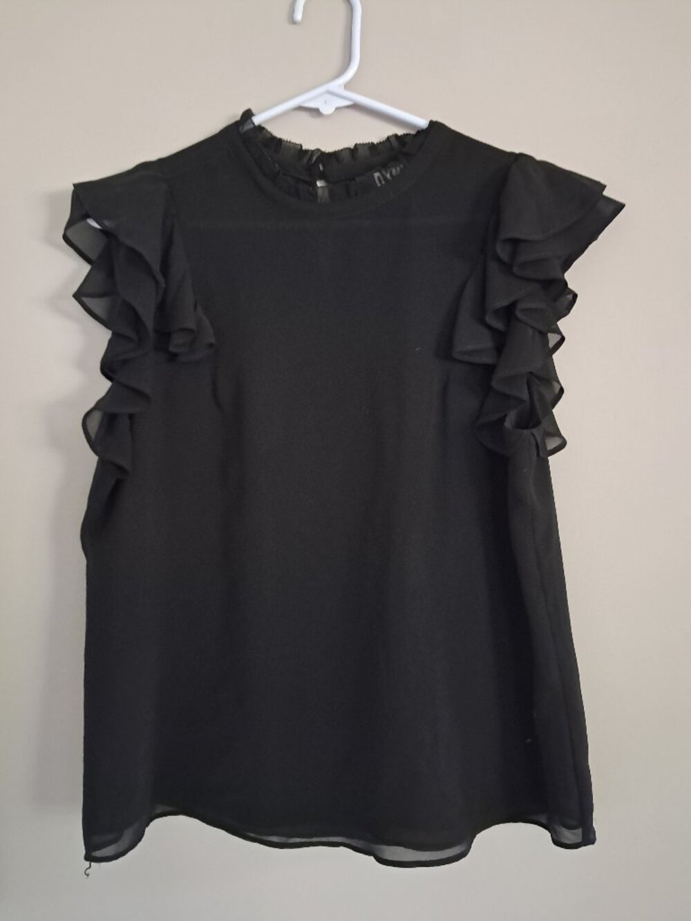 DKNY Like New Black Blouse Flutter Sleeve Soze Small